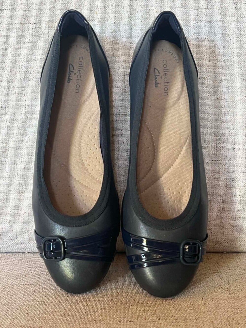 Clarks Sara Tulip Ballet Flats Patent Leather Detail Size 6.5